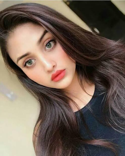 Aliza Khan