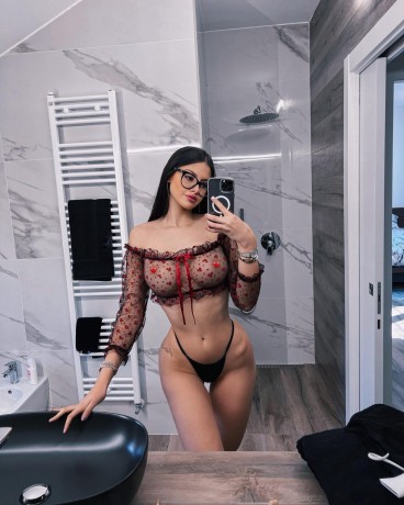 i-want-to-make-you-happy-escort-emily-971524550279-big-1