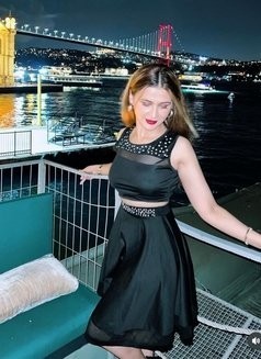 18-young-girls-in-abu-dhabi-o585o9oo96-indian-escort-in-abu-dhabi-big-2