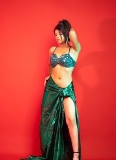 18-young-girls-in-abu-dhabi-o585o9oo96-indian-call-girls-in-abu-dhabi-big-0