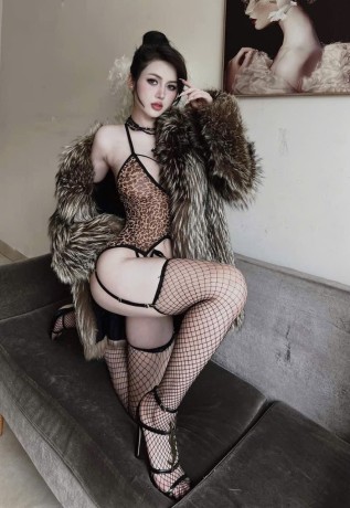 yuki-new-habibi-south-korean-escort-in-dubai-big-2