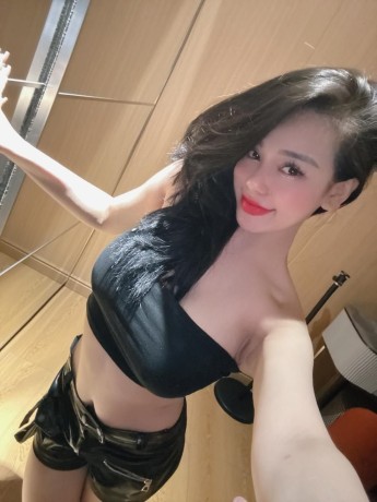 bella-indonesian-escort-in-abu-dhabi-big-2