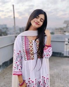 high-personality-sharjah-call-girls-0528786472-al-majaz-calls-girls-sharjah-big-0