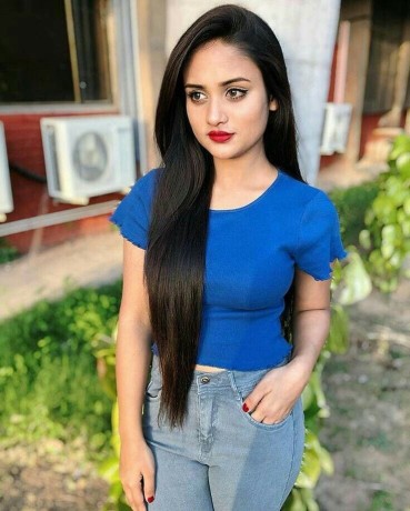 riya-from-india-971582714080-outcall-in-hotels-247-big-1