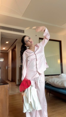 dubai-call-girls-services-for-booking-big-2