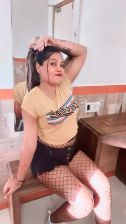 pooja-ji-call-girls-100-trusted-1-hour-900-2-hour-1500-full-n-big-0